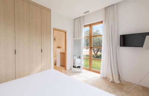 Beautiful villa and pool with sea view - Foto 49