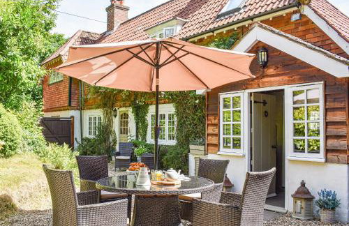 Greenbank Cottage - Photo 1