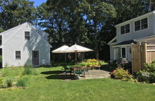 Adorable Oak Bluffs Cottage - Foto 41