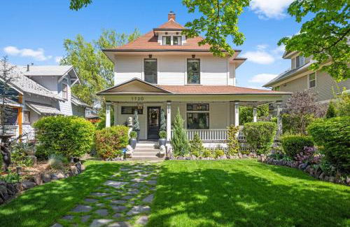 NEW! Updated South Hill Craftsman Sleeps 12! - Foto 11