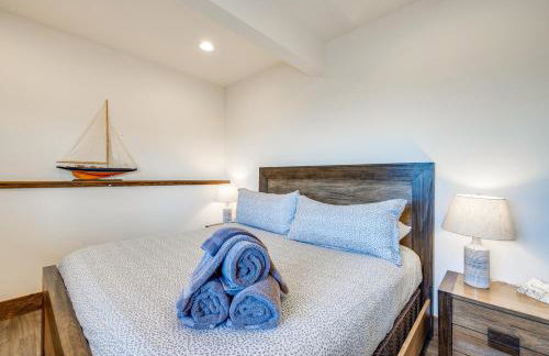 Oceanfront Home with Hot Tub, Sauna, 8 Mi to Newport - Foto 24