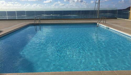 Piso con piscina y garaje en la Playa de Las Canteras - Foto 4