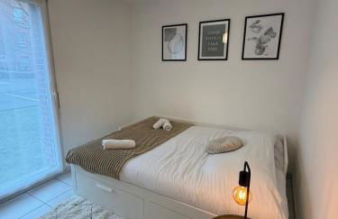 Le Clair de Lune Elegant T3 with Private Parking - Foto 4