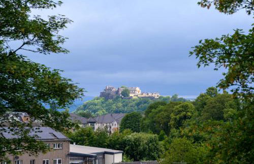 Stylish Stirling home with stunning views - Foto 17
