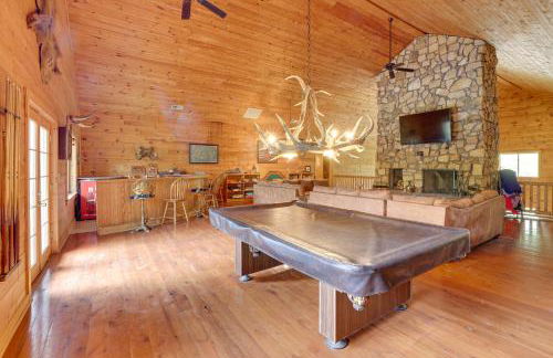 Fraziers Bottom Cabin on 800 Acres of Land with Lake - Foto 8