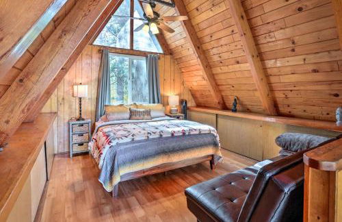 Cozy A-Frame with Hot Tub Near Arrowbear Lake! - Foto 11