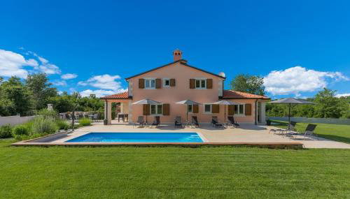 Villa Karmen - Foto 1