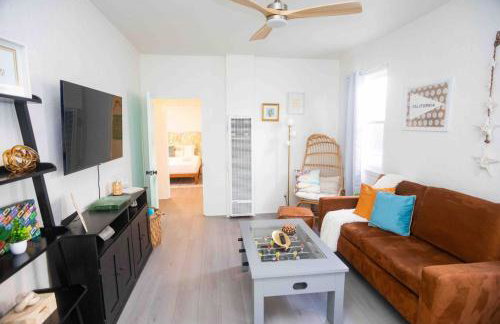 At Hermosa Ave and Pier ave- B - Foto 1