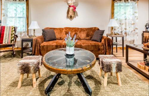 The Nook Lodge - cabin with hot tub at Shawnee and Camelback Mtn - Foto 2