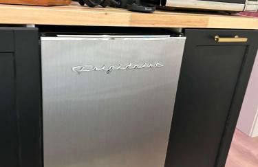 Stylish King Suite-FP-Hot Tub-Walk to All In OT - Photo 6