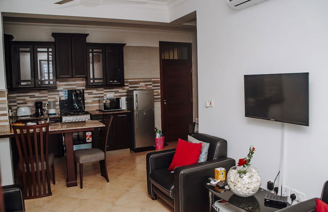 Stunning 2-bed Apartment in Dar es Salaam - Photo 9
