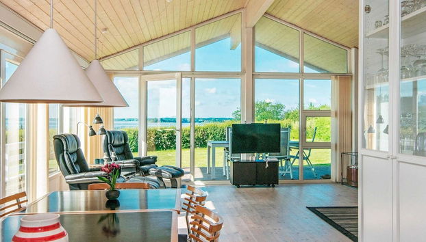 Spacious Holiday Home in Egernsund with Hot Tub - Foto 3