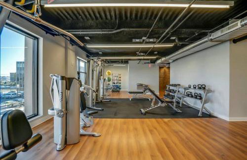 Stylish 1br Unit. Parking. Easy Ride to NYC - Photo 24