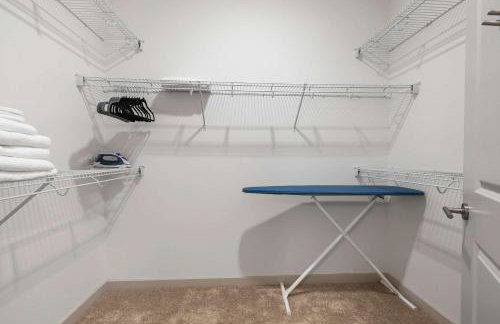 Modern Nulu 2BR CozySuites 09 - Foto 26