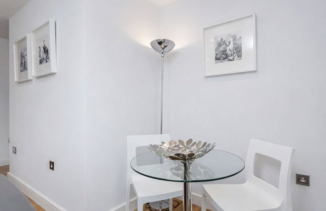 Roomspace Apartments -Abbot's Yard - Photo 14