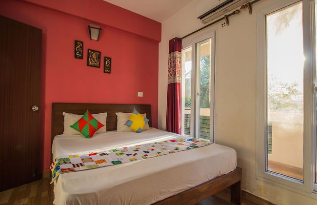 OYO 12953 Home Pool View 2BHK Arpora - Photo 8