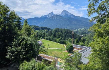 Die Watzmannsuite - Familienfreundliche Ferienwohnung in historischer Villa mit Kamin, Infrarotsauna, Balkon, Garten, nur 10 Gehminuten ins Zentrum von Berchtesgaden - Foto 52