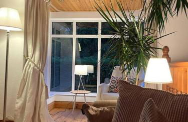 Converted Victorian Coach House on the North Coast - Foto 7