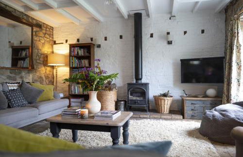 Little Underhill - Photo 43