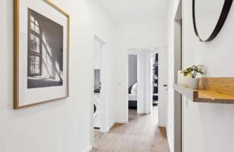 NASA Homes I Moderne Suite I Zentral I 3 Zimmer I Balkon und Aufzug I neu renoviert I Smart TV I Hotelbetten - Foto 22