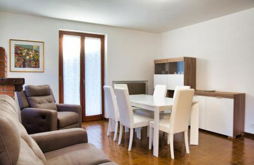 Casa Esino - Lake Como Fresh Mountain Escape - Foto 7