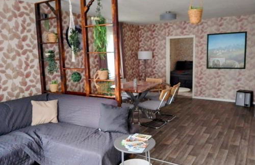 Nähe Plohn Park - FEWO mit Spielzimmer und Balkon sowie Doppelzimmer mit eigenem Bad - Foto 11