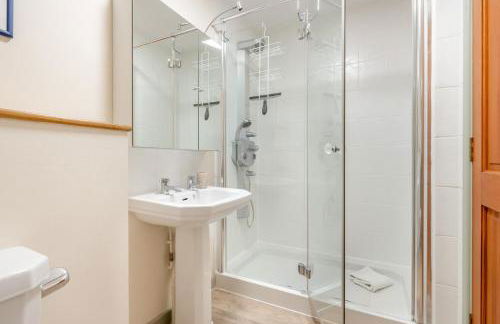 1 Bed in Woodbridge oc-meb - Foto 10