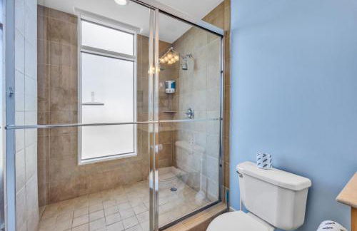 Sea it All Infinity Pool Ocean Views Steps From the Beach -- a Great Getaway - Foto 26