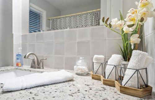 Entire 3 bedroom 1 and half bath home in Deer Park high speed wifi - Foto 19