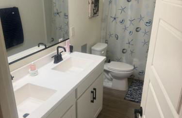 Luxury 5BR Maricopa Home with Private Heated Pool and Year Round Hot Tub - Photo 28