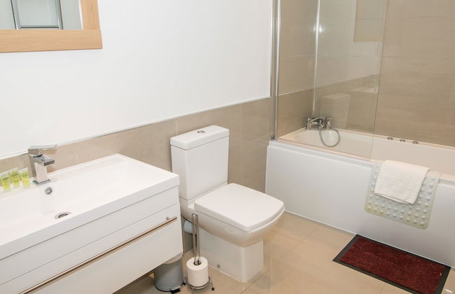 Stoneleigh Village - Photo 57