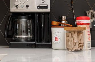 Midtown Modern - urban condo walkable to bars and beach - Foto 2