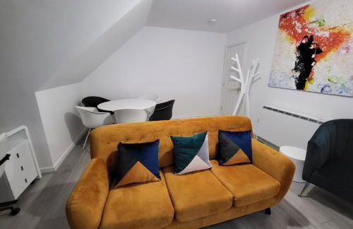 Garland Modern 2 Bedroom Apartment With Parking London - Foto 8