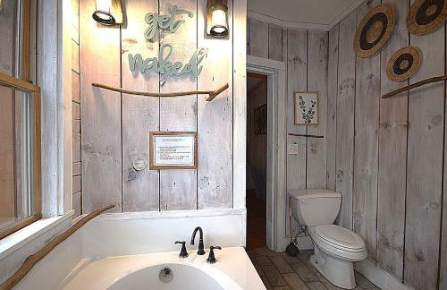 Bird's Nest cabin at Cabin Fever in NC - Foto 12