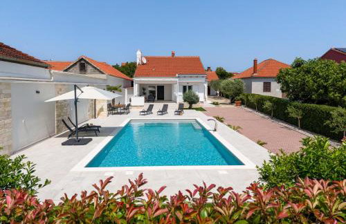 Villa 65 Large 55m2 Private Heated Pool Peaceful Escape - Foto 2