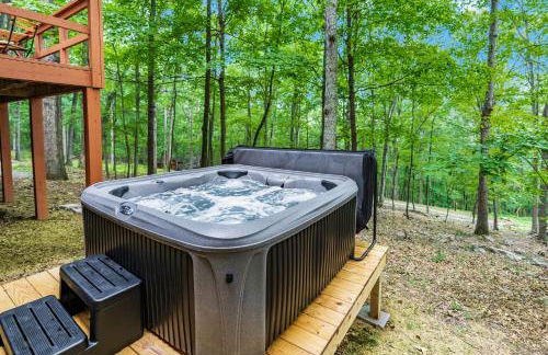 Tucked Away w Hot Tub, Fire Pit, Deck, & WiFi - Photo 3