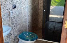 Ampla casa em condomínio a 300mt da praia - Foto 10