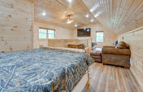 Adams Cabin with Game Room and Fire Pit - Foto 16