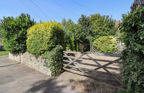 Woodbine Cottage - Photo 45