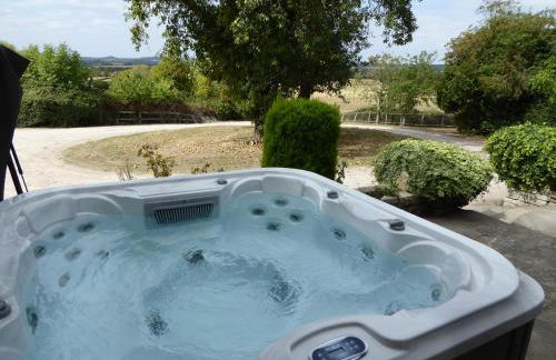 Arden Hill Farmhouse - Hot Tub, Snooker Table, Sleeps 16 - Foto 2
