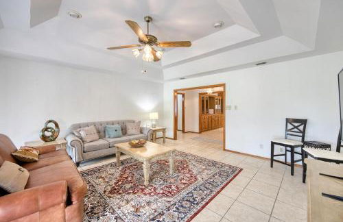 Bright Pharr Getaway Spacious Family Home w Garage and WiFi - Foto 4