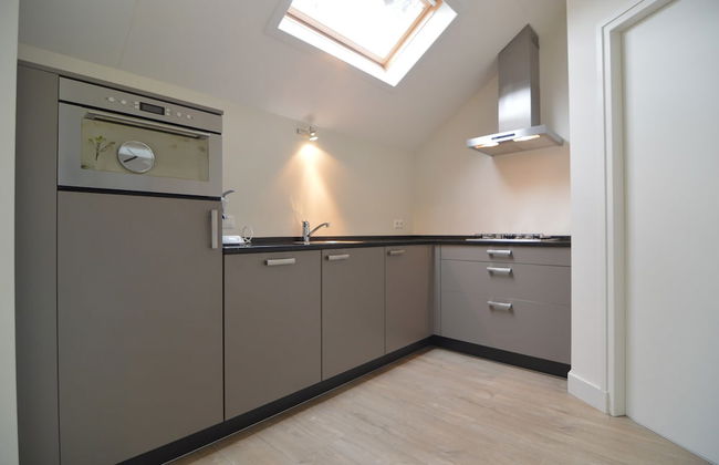 Alluring Holiday Home in Limburg near Forest - Photo 7