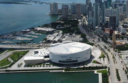 Luxury Villa Azure with Heated Pool 20 minutes to Beach - Foto 67