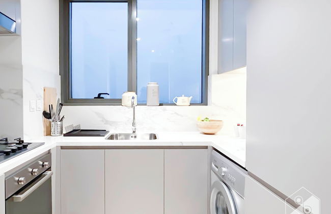 Gorgeous 1B Apt With Balcony in Azizi Fawad - Photo 19