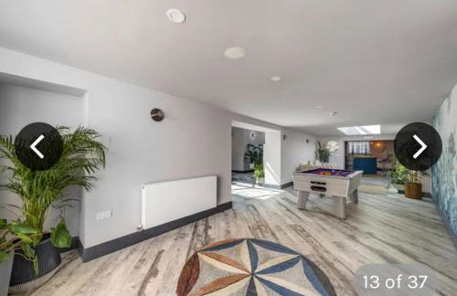 Ivy House, 6-beds, Sleeps 19 With Hot Tub - Foto 43