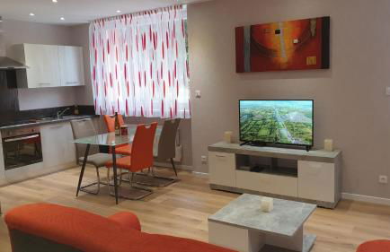 Meublés du 25 N2 F2 RDC - Foto 1