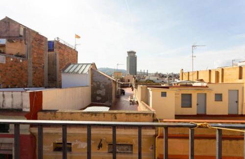 Sunshine Studios Portside Gothic - Photo 22