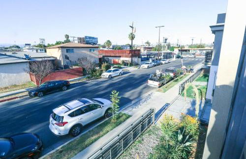 4BR/4BR modern house at Mid-city - Photo 27