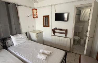 Delfinia Studios - Photo 9