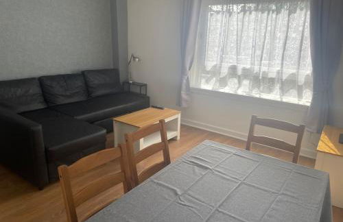 Royal Mile Escape-Free Parking - Photo 13